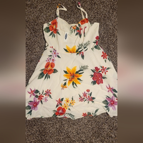 COPY - Old Navy Tropial Dress - Picture 1 of 3